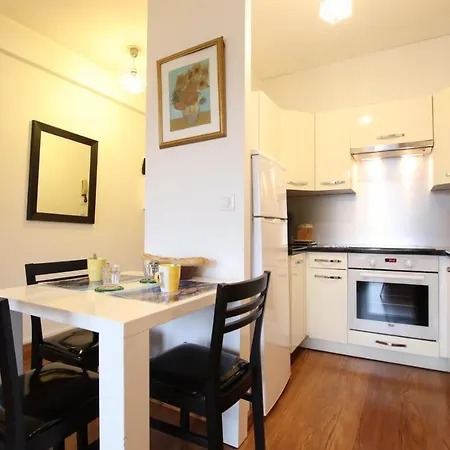 Du Parc Appt 300